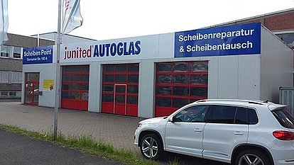 junited AUTOGLAS Hannover Außenansicht von junited AUTOGLAS Hannover Bornum